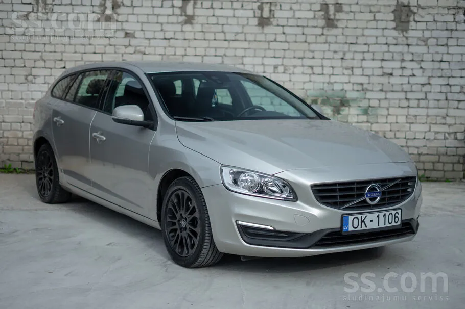 Volvo V60 2017 photo 5