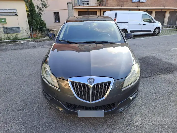 Lancia Delta 2009 photo 2