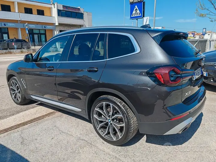 BMW X3 2022 photo 2