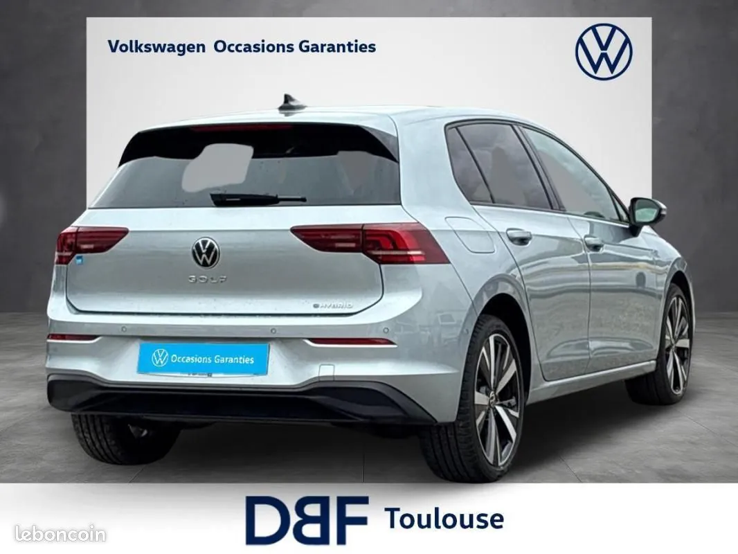 Volkswagen Golf 2025 photo 5