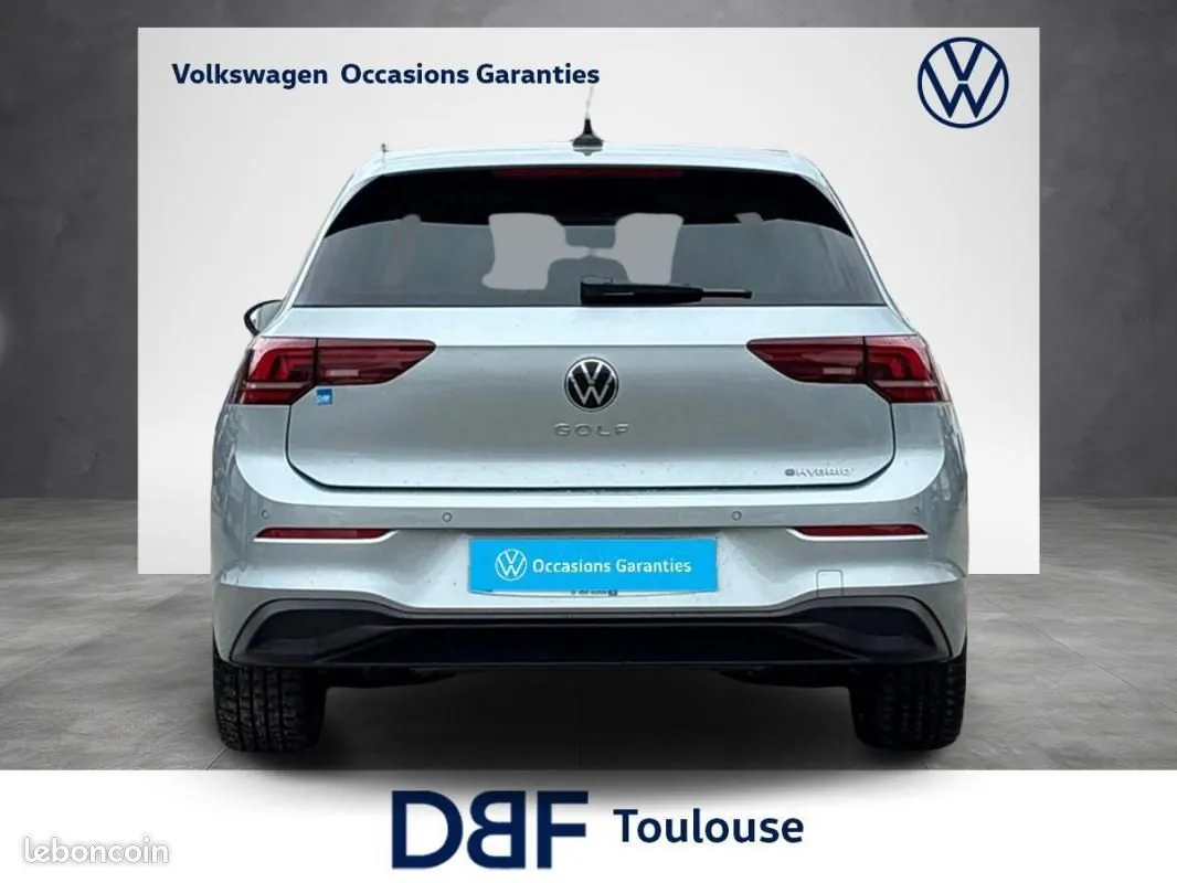 Volkswagen Golf 2025 photo 4