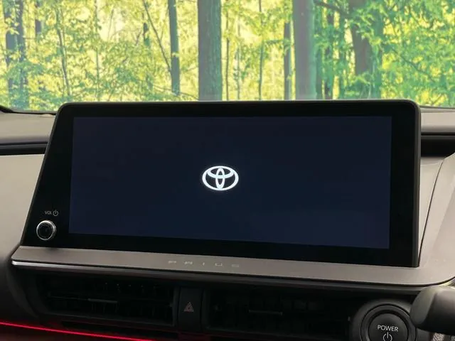 Toyota Prius 2023 photo 3