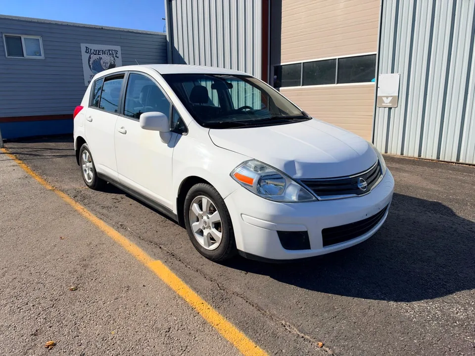 Nissan Versa