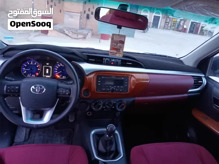 Toyota Hilux 2016 photo 3