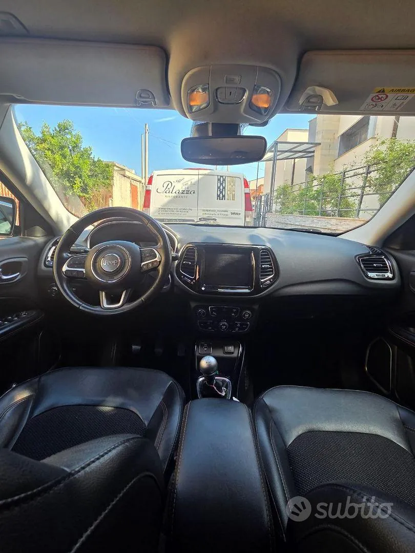 Jeep Compass 2019 photo 2