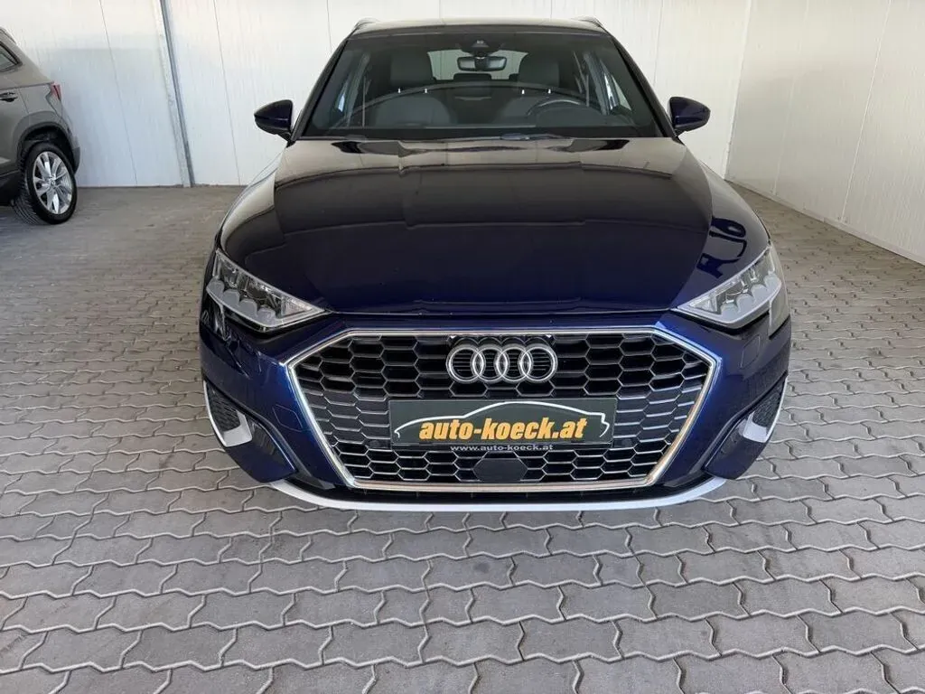 Audi A3 2022 photo 2