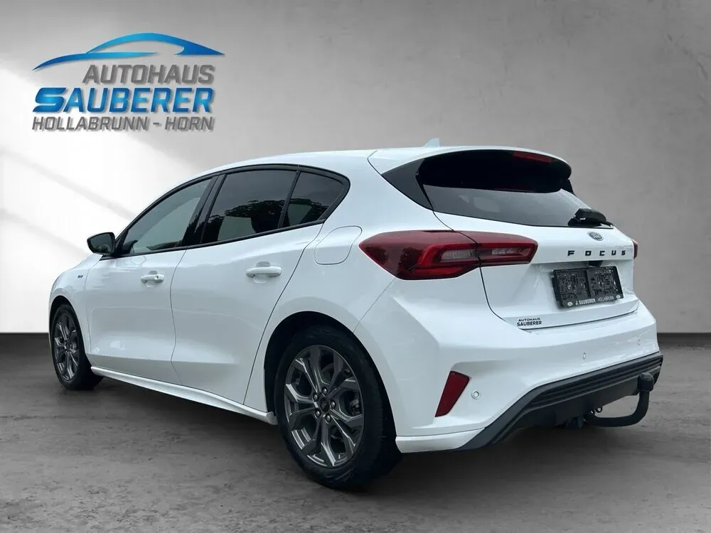Ford Focus 2023 photo 3