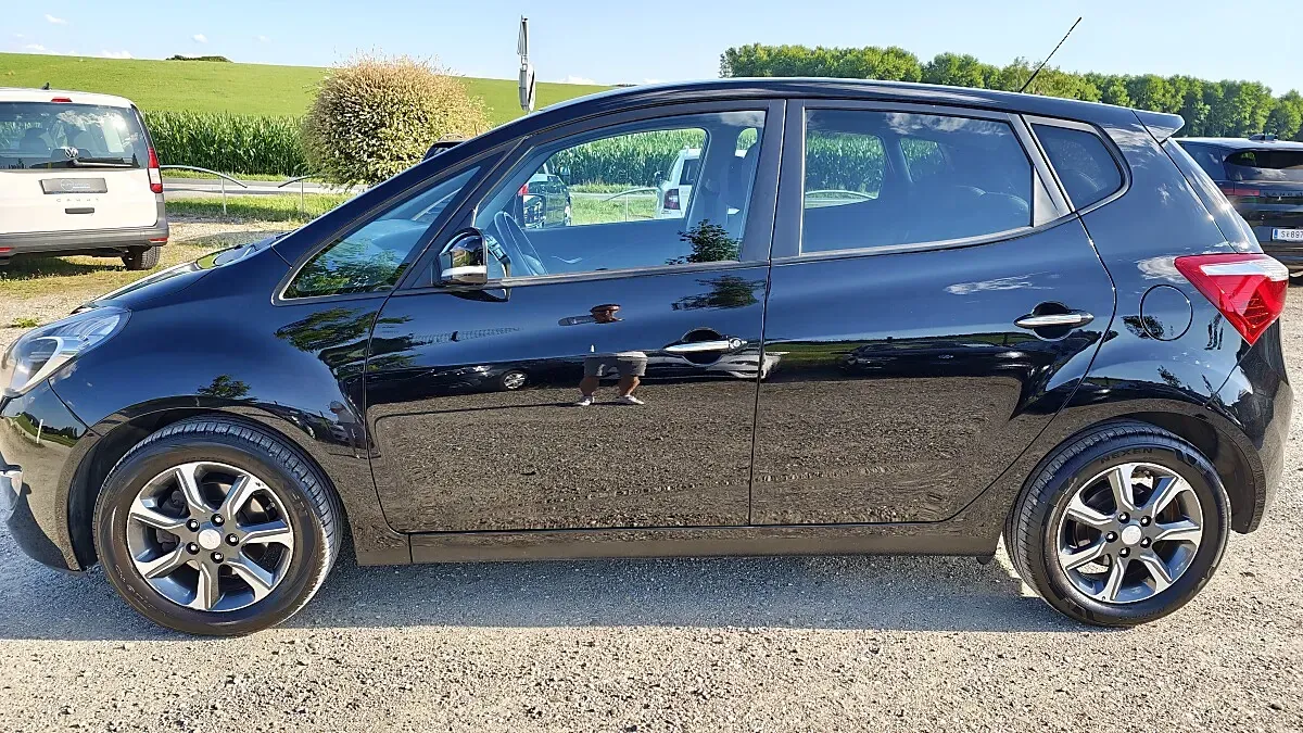 Hyundai Ix20 2016 photo 2