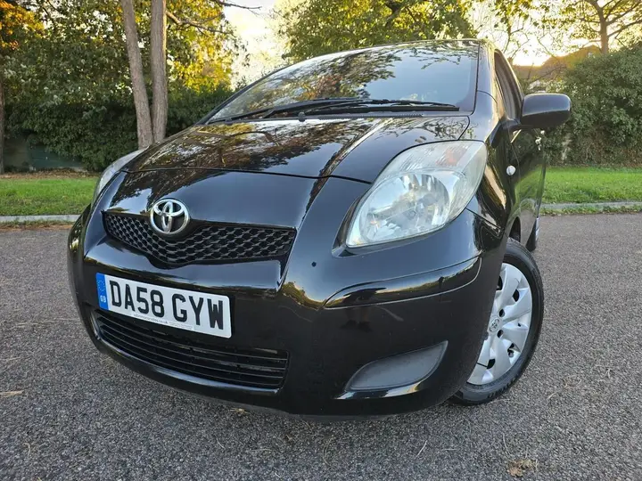 Toyota Yaris 2009 photo 4