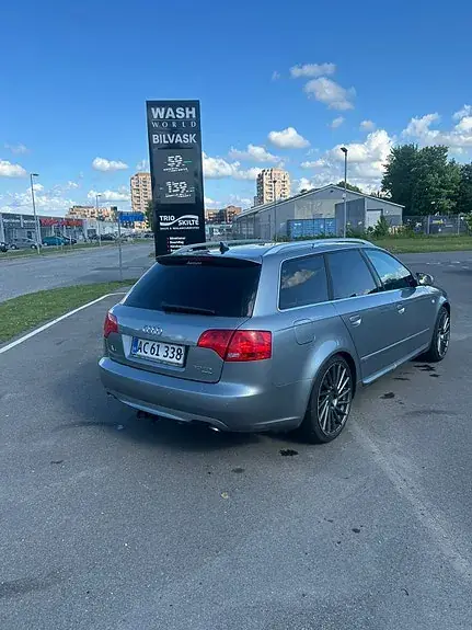 Audi A4 2005 photo 2