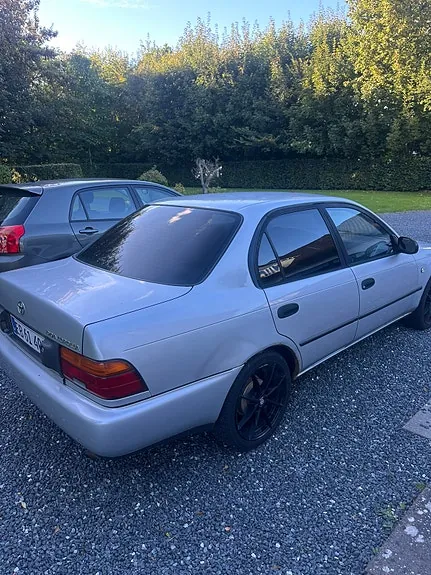 Toyota Corolla 1997 photo 2