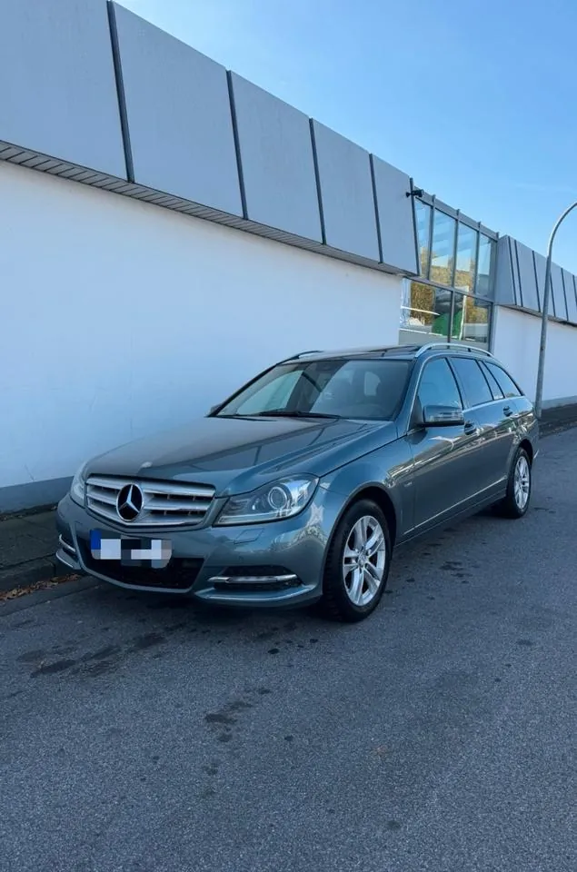 Mercedes-Benz C180