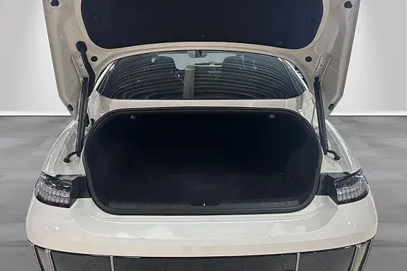 Hyundai Ioniq 6 2023 photo 5