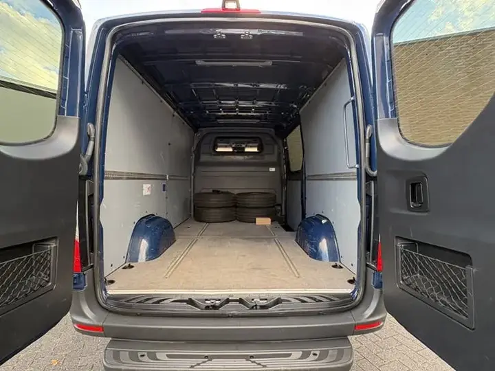Mercedes-Benz Sprinter 2022 photo 3