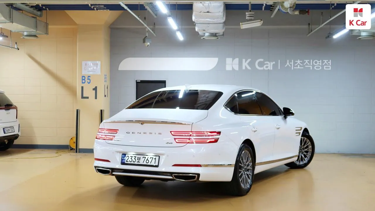 Genesis G80 2022 photo 2