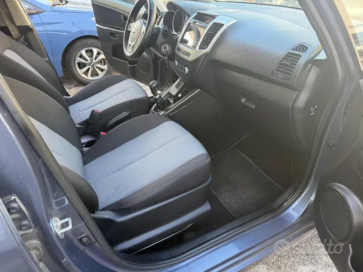 Kia Venga 2017 photo 5
