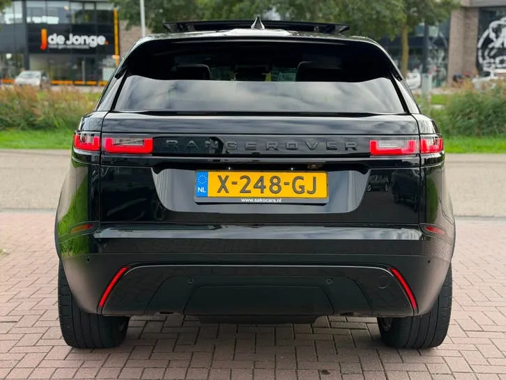 Land Rover Range Rover Velar 2022 photo 3