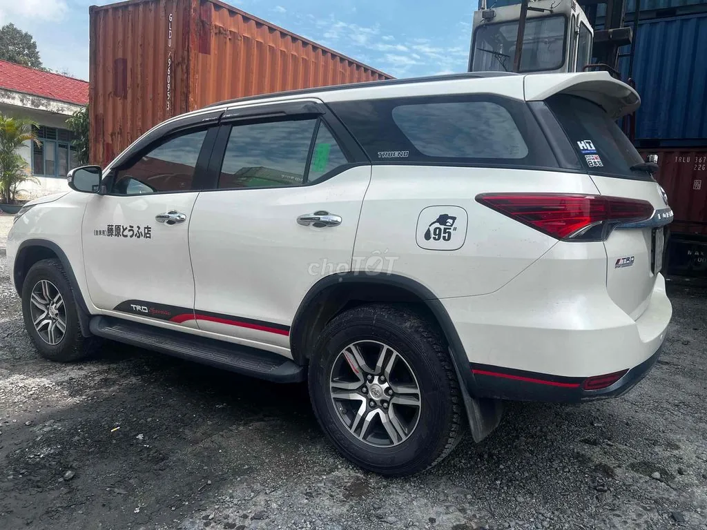 Toyota Fortuner 2017 photo 5