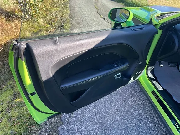 Dodge Challenger 2015 photo 4
