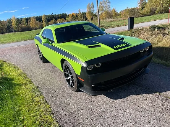 Dodge Challenger 2015 photo 2