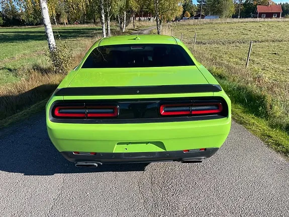 Dodge Challenger 2015 photo 5