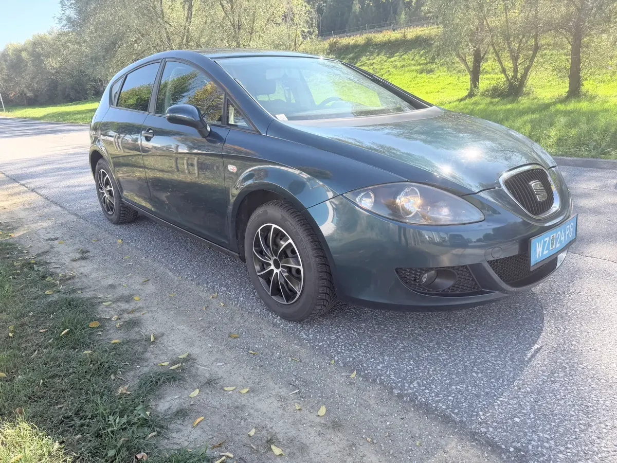 Seat Leon 2008 photo 2
