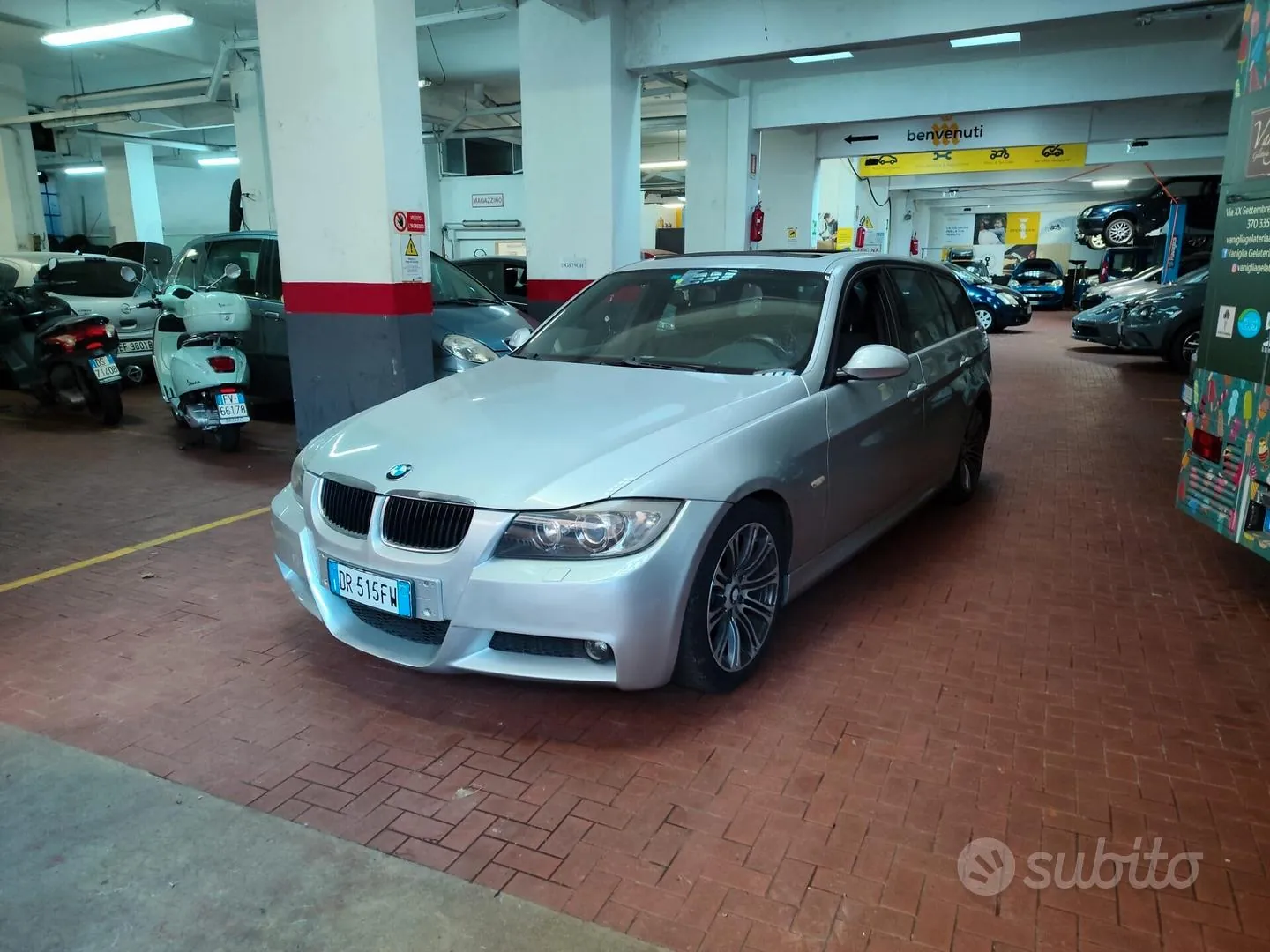 BMW 318D 2008 photo 2