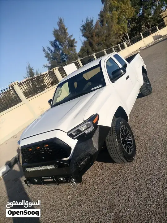 Toyota Tacoma 2025 photo 5