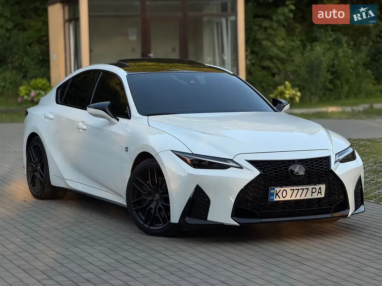 Lexus Is 2023 photo 2