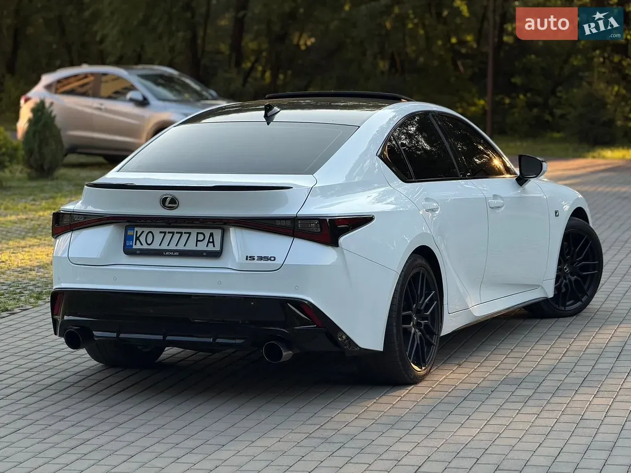 Lexus Is 2023 photo 4