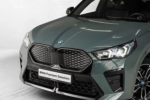 BMW Ix2 2024 photo 2
