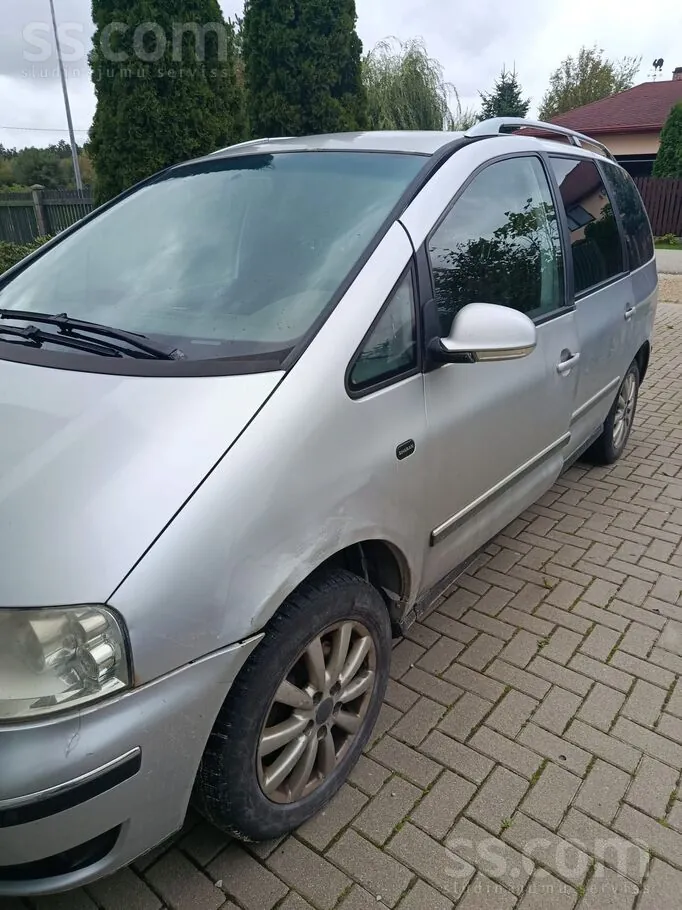 Volkswagen Sharan 2007 photo 3