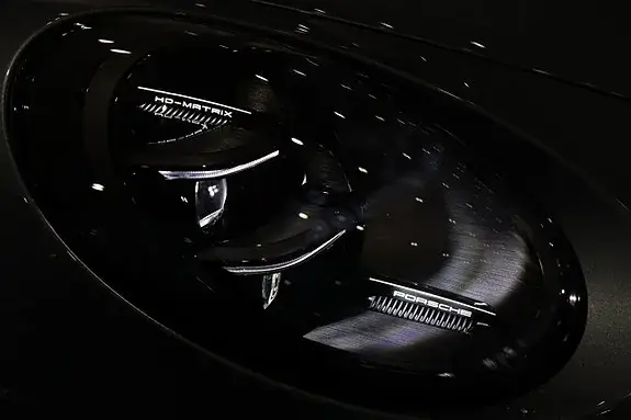 Porsche 911 Carrera 4 Gts 2027 photo 4