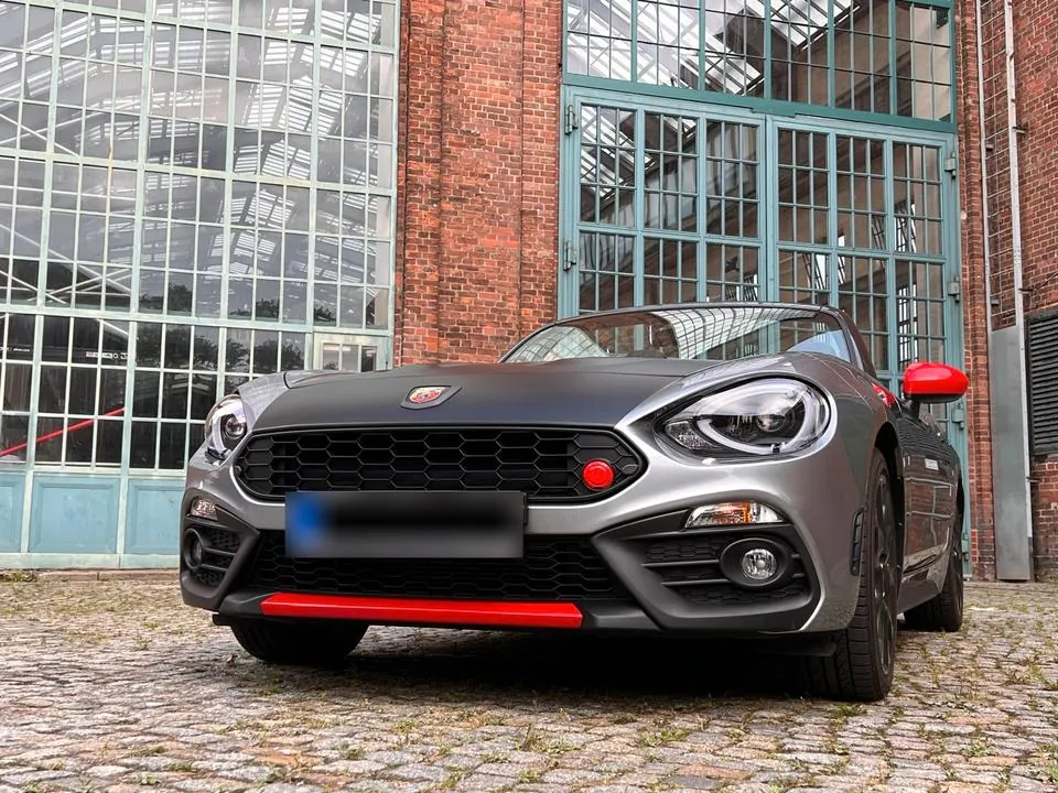 Abarth 124 Spider