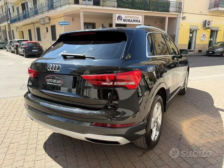 Audi Q3 2021 photo 5