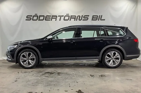 Volkswagen Passat Alltrack 2023 photo 4