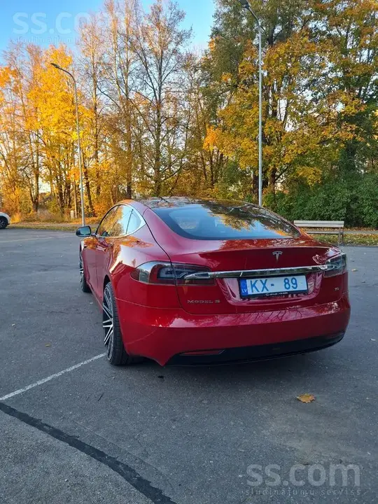 Tesla Model S 2017 photo 5