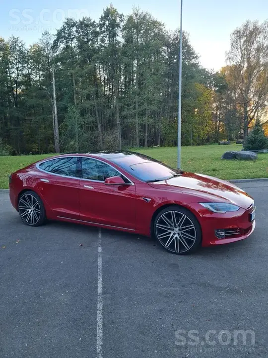 Tesla Model S 2017 photo 4