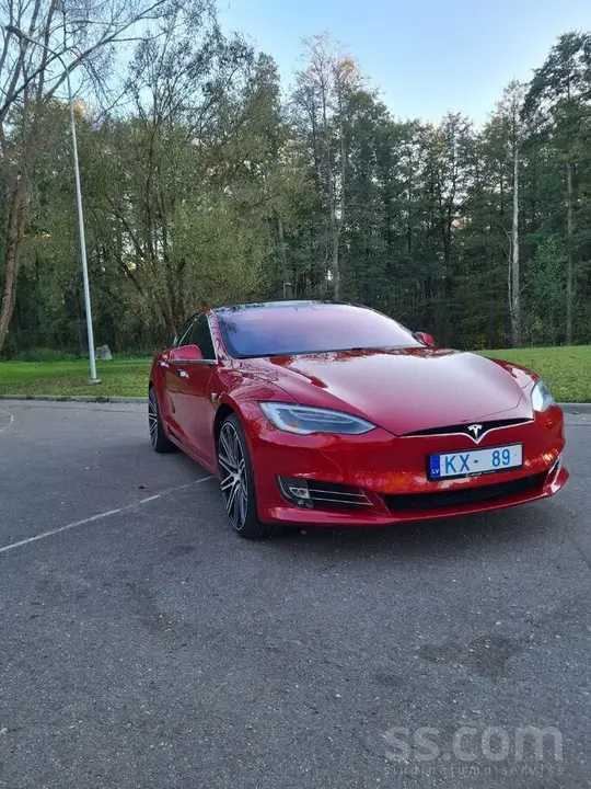 Tesla Model S 2017 photo 2