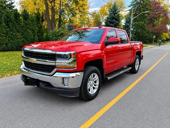 Chevrolet Silverado 1500 2010 photo 2