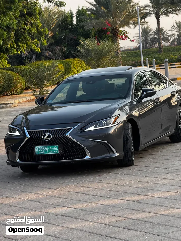 Lexus Es 350 2023 photo 3