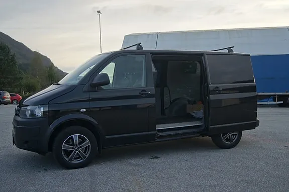 Volkswagen Transporter 2015 photo 2