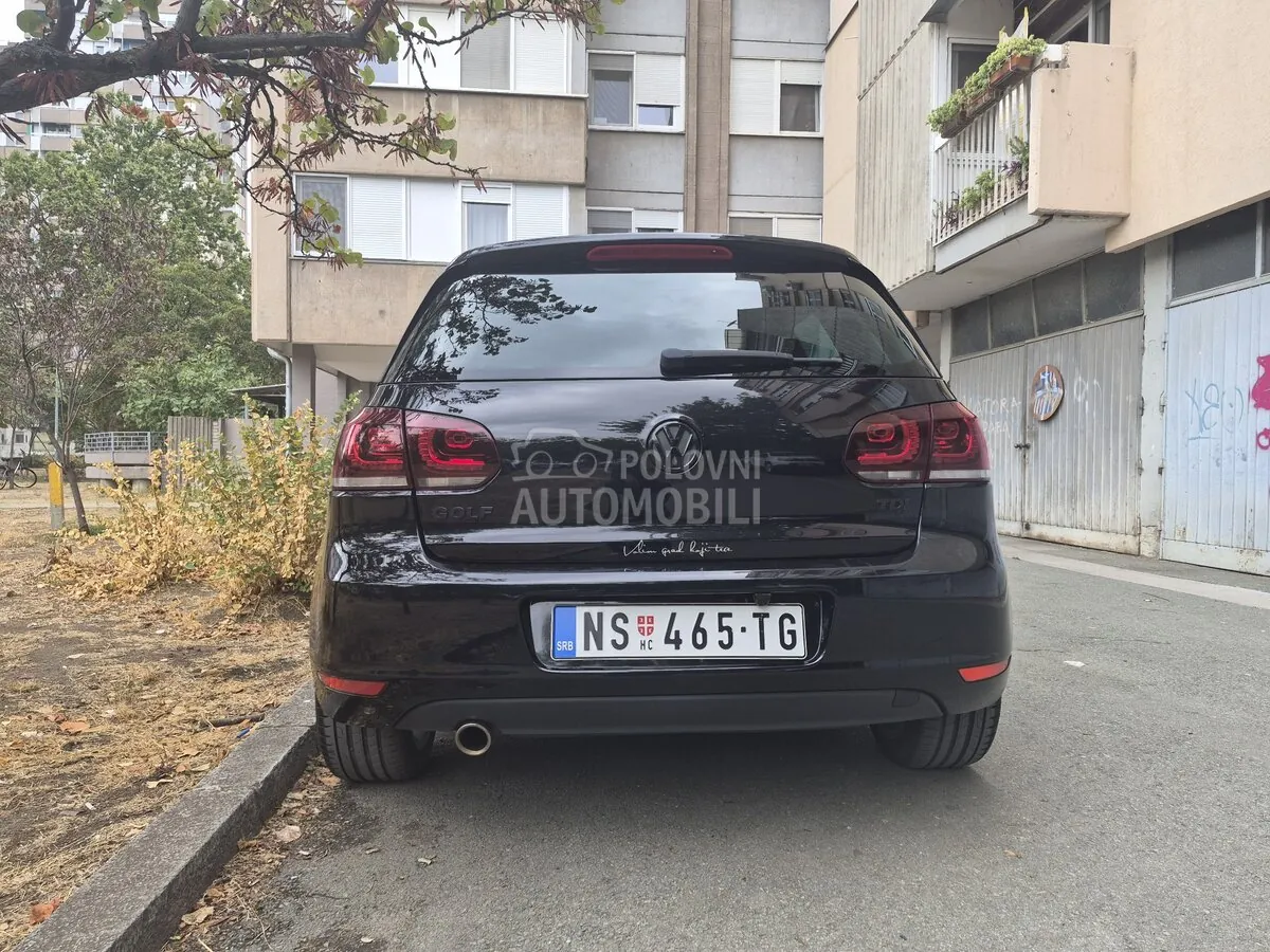 Volkswagen Golf 2012 photo 3