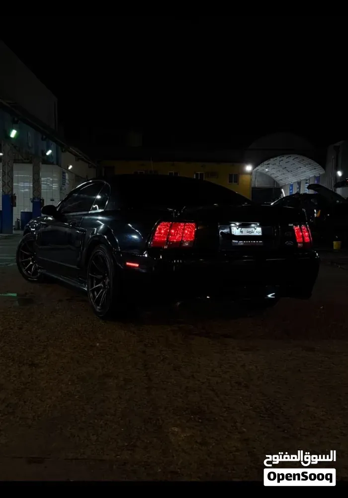 Ford Mustang 2002 photo 2
