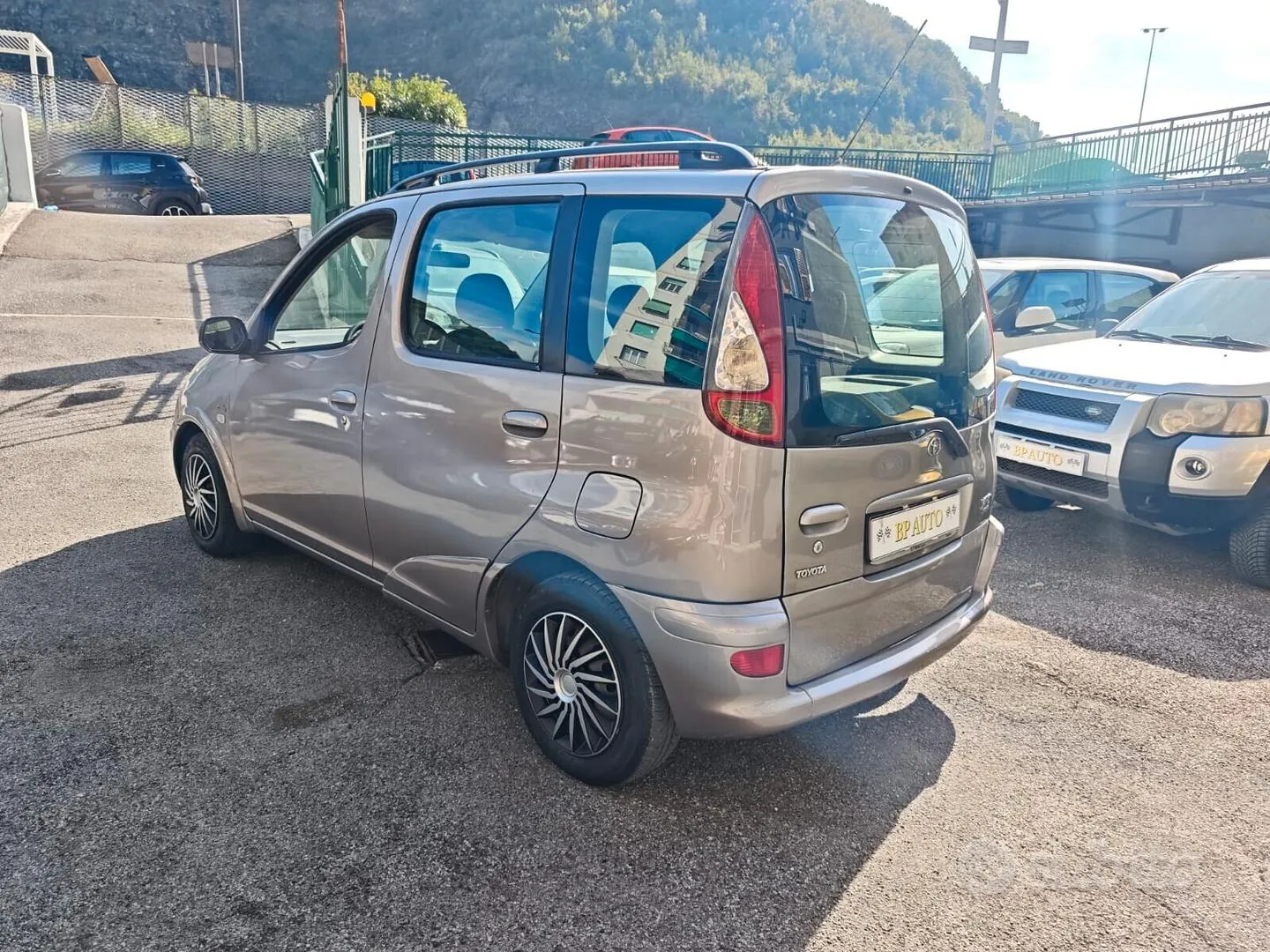 Toyota Yaris Verso 2004 photo 4