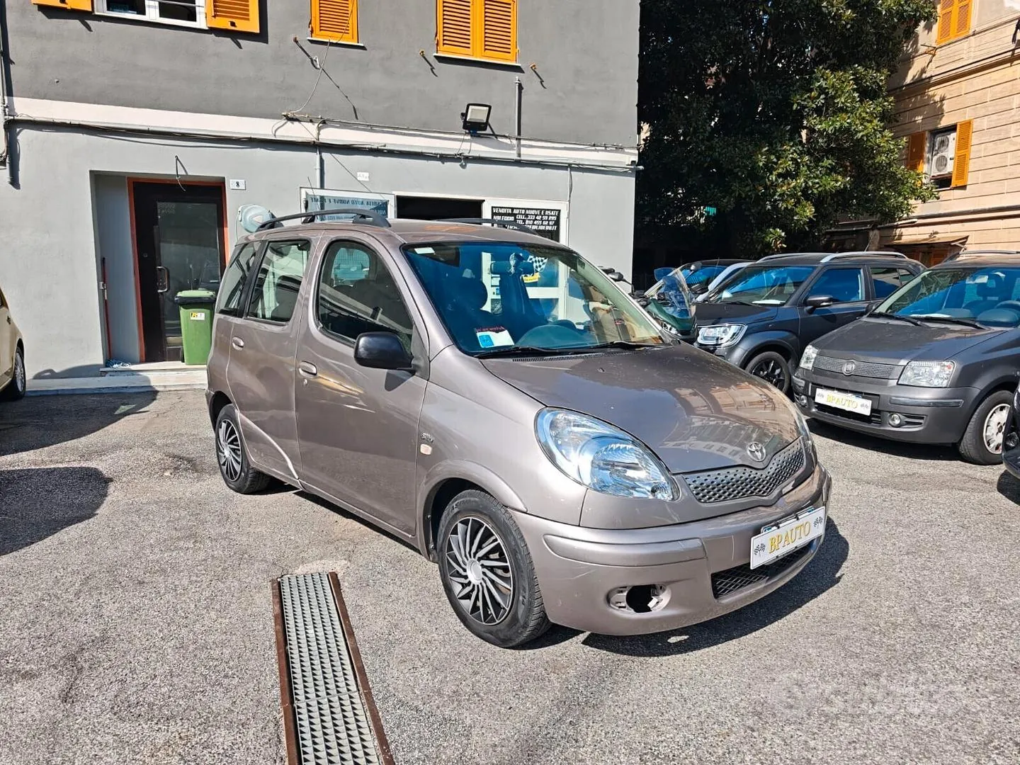 Toyota Yaris Verso 2004 photo 3