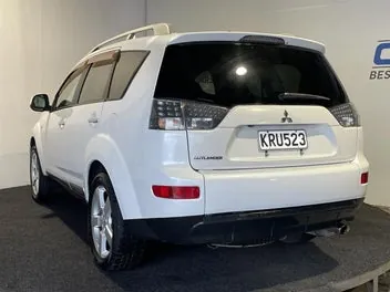 Mitsubishi Outlander 2006 photo 5