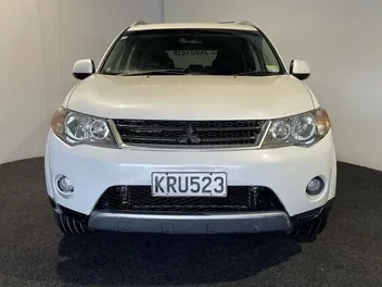 Mitsubishi Outlander 2006 photo 3