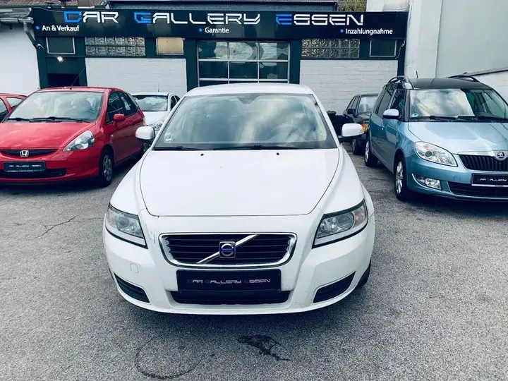 Volvo V50