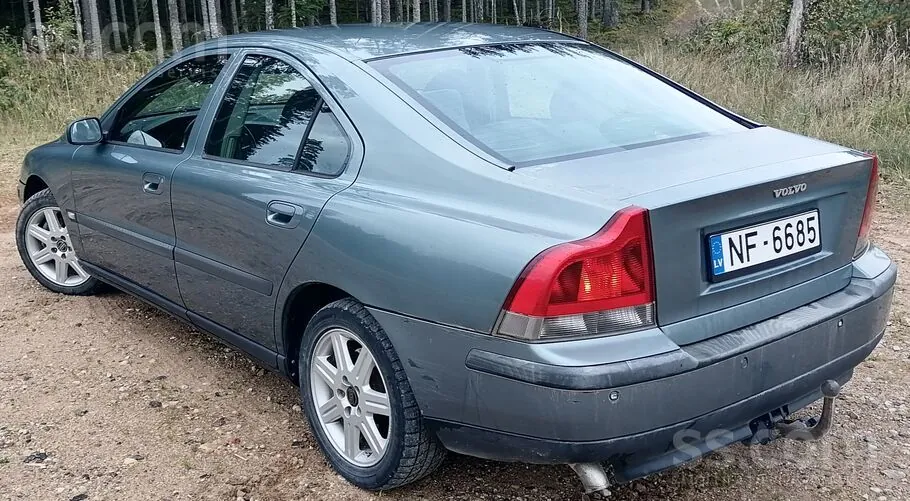 Volvo S60 2004 photo 2